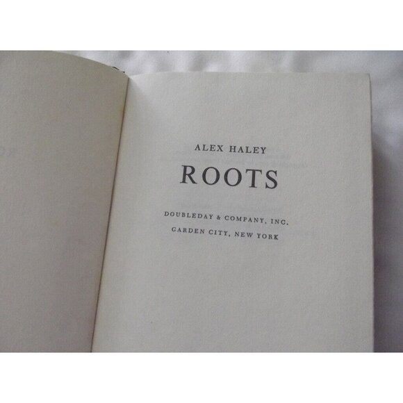 Roots by Alex Haley 1976 Hardcover Book Club Edition Vintage - Picture 8 of 13